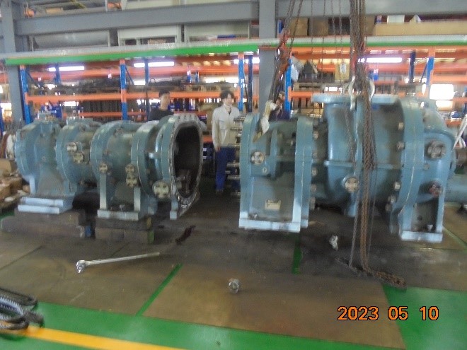 壓縮機內部零件清洗型號：KOBELCO KS50LTX