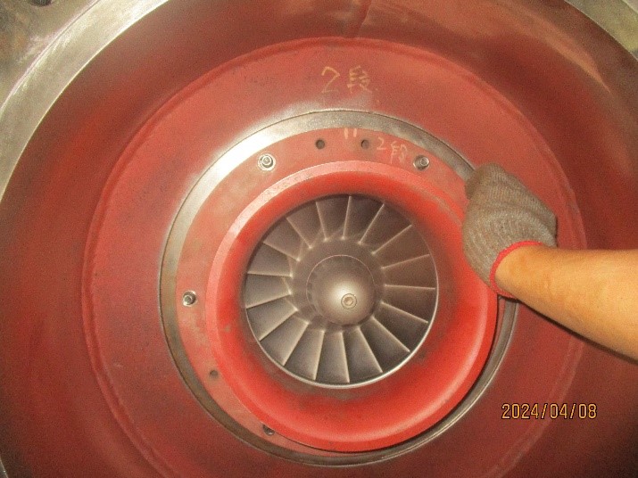 離心式增壓機渦輪嵌入環拆裝
